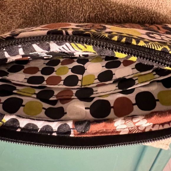 NWOT Vera Bradley Cocoa Moss full size zippered wallet / wristlet - Picture 4 of 5